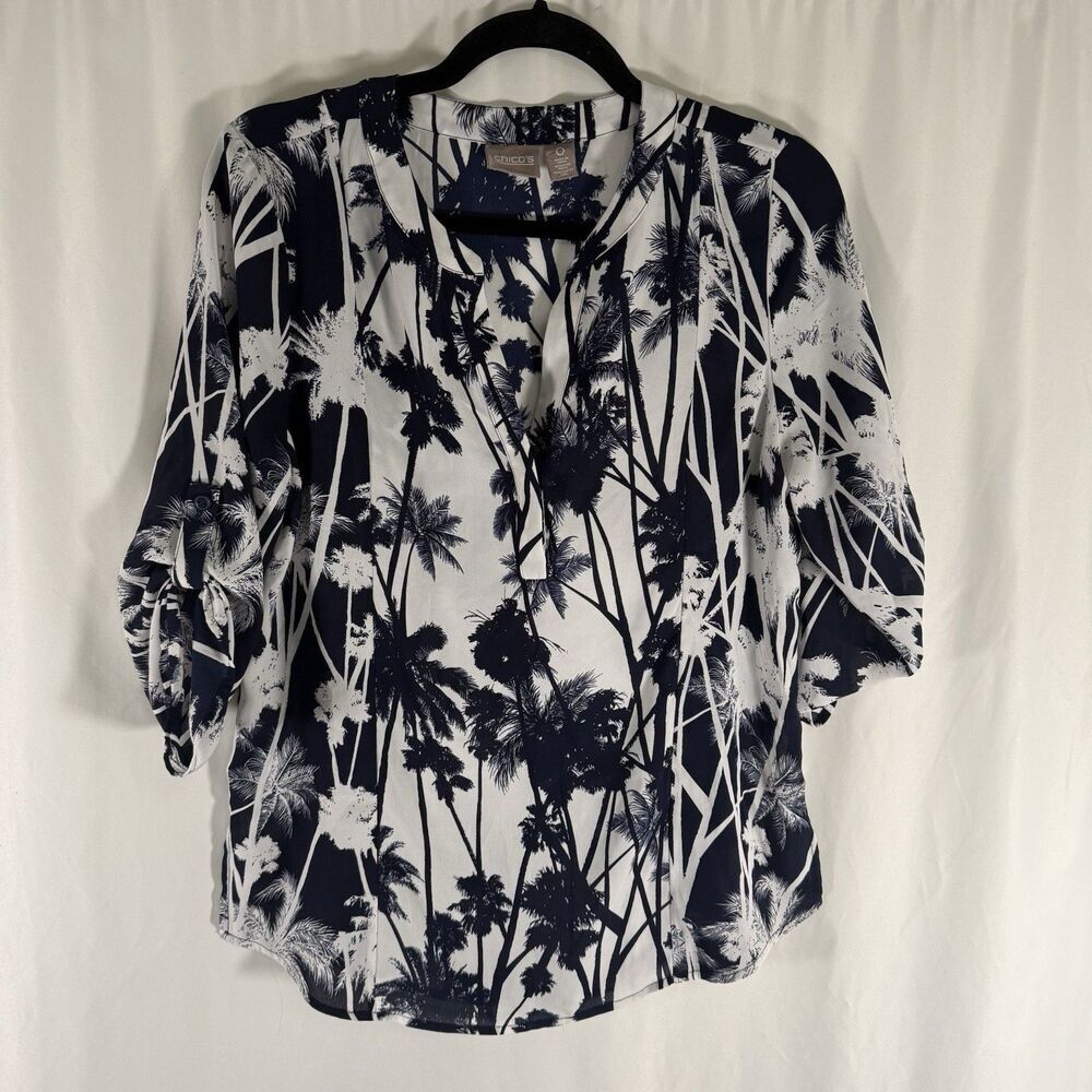 Chico's Blouse Women's Small Blue White Palm Tree Lightweight V-Neck 3/4 Sleeve